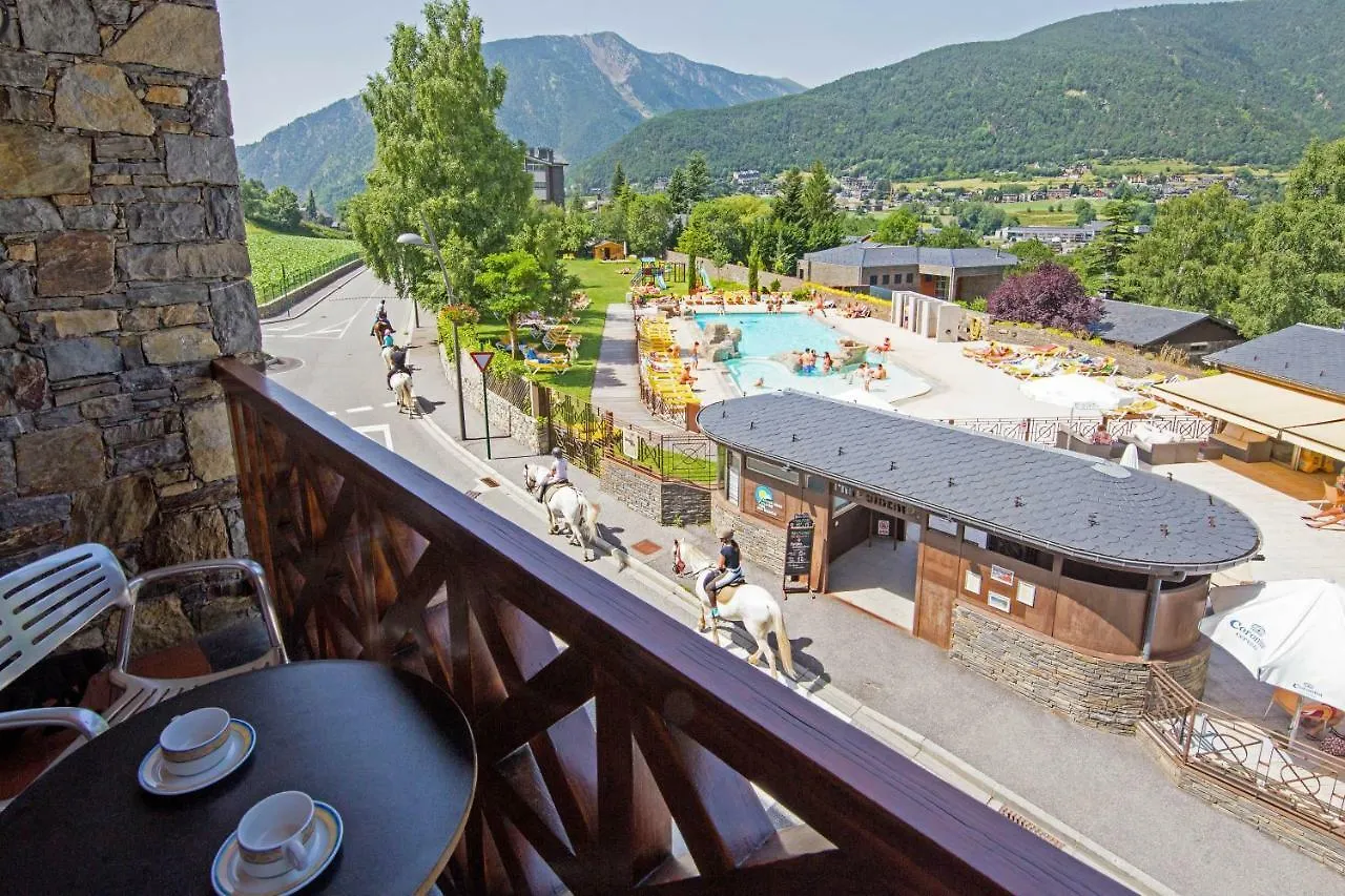 Apartaments Giberga La Massana 0*,